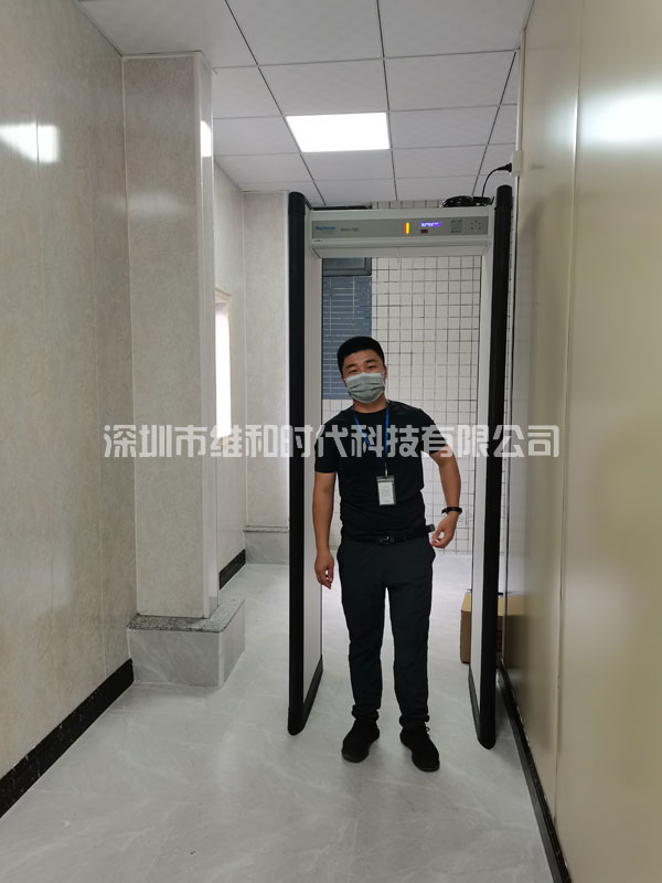 揭陽機(jī)場從我司（維和時(shí)代）采購METOR6S進(jìn)口金屬探測安檢門[圖文]