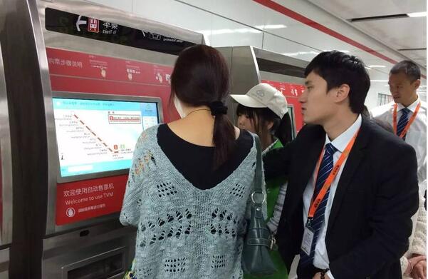 安檢門廠家：過安檢順走他人挎包，女子不認(rèn)錯(cuò)辯稱“當(dāng)時(shí)頭暈”