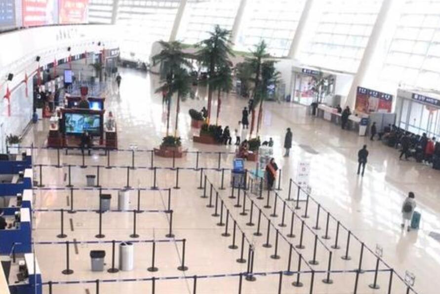 襄陽機(jī)場加強(qiáng)安檢門通道工作培訓(xùn)，提升安檢質(zhì)量和形象[圖]