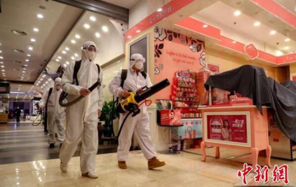 武漢多家商業(yè)體今日重啟：紅外線測(cè)溫安檢門限流[圖]