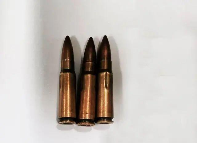 石家莊機(jī)場(chǎng)金屬安檢門通道連續(xù)查獲未擊發(fā)子彈